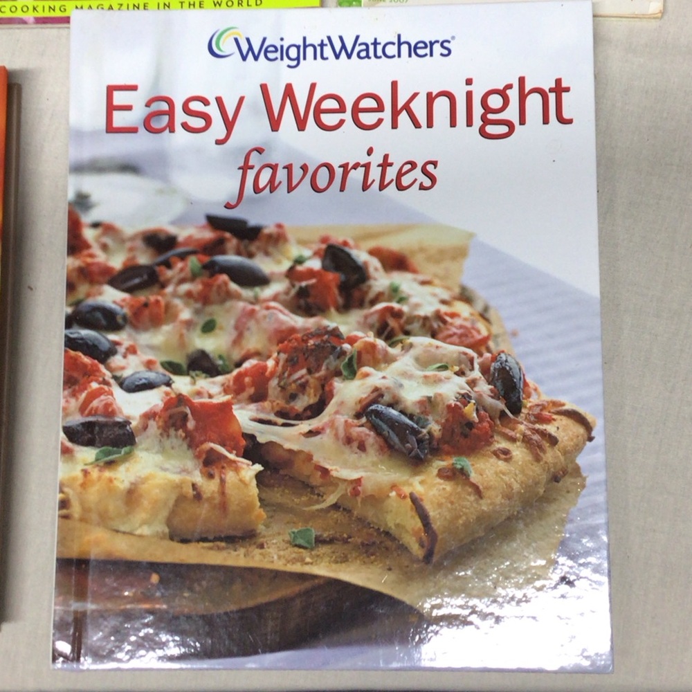Weight Watchers Easy Weeknight Favorites with Red and White Cover